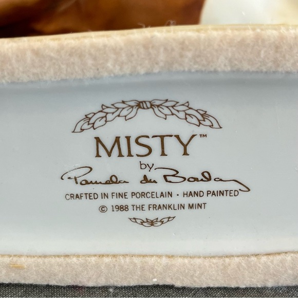 Franklin Mint Misty of Chincoteague Pinto Horse statue by Pamela Du Boulay - Picture 2 of 11